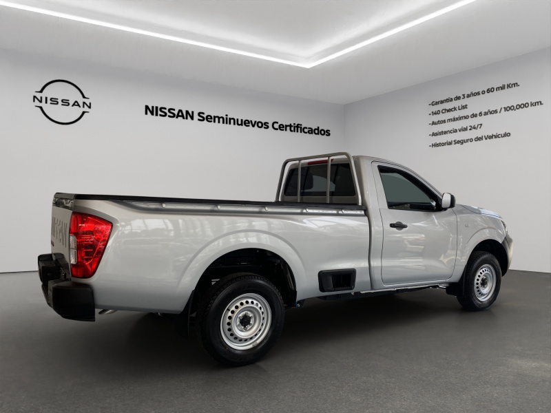 Nissan Comerciales NP300 2 pts. Pick-Up, Cab. Sencilla, TM6, a/ac. 2024